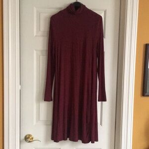NWT burgundy mud pie turtle neck dress